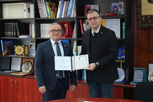 Bölümümüz Öğretim Üyesi Kudret Safa Gümüş’e Moldova Hükümeti’nden Onur Ödülü